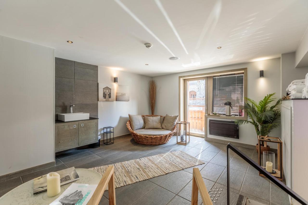 Victoria Lodge, Friendly Hotel Val-dʼIsère المظهر الخارجي الصورة