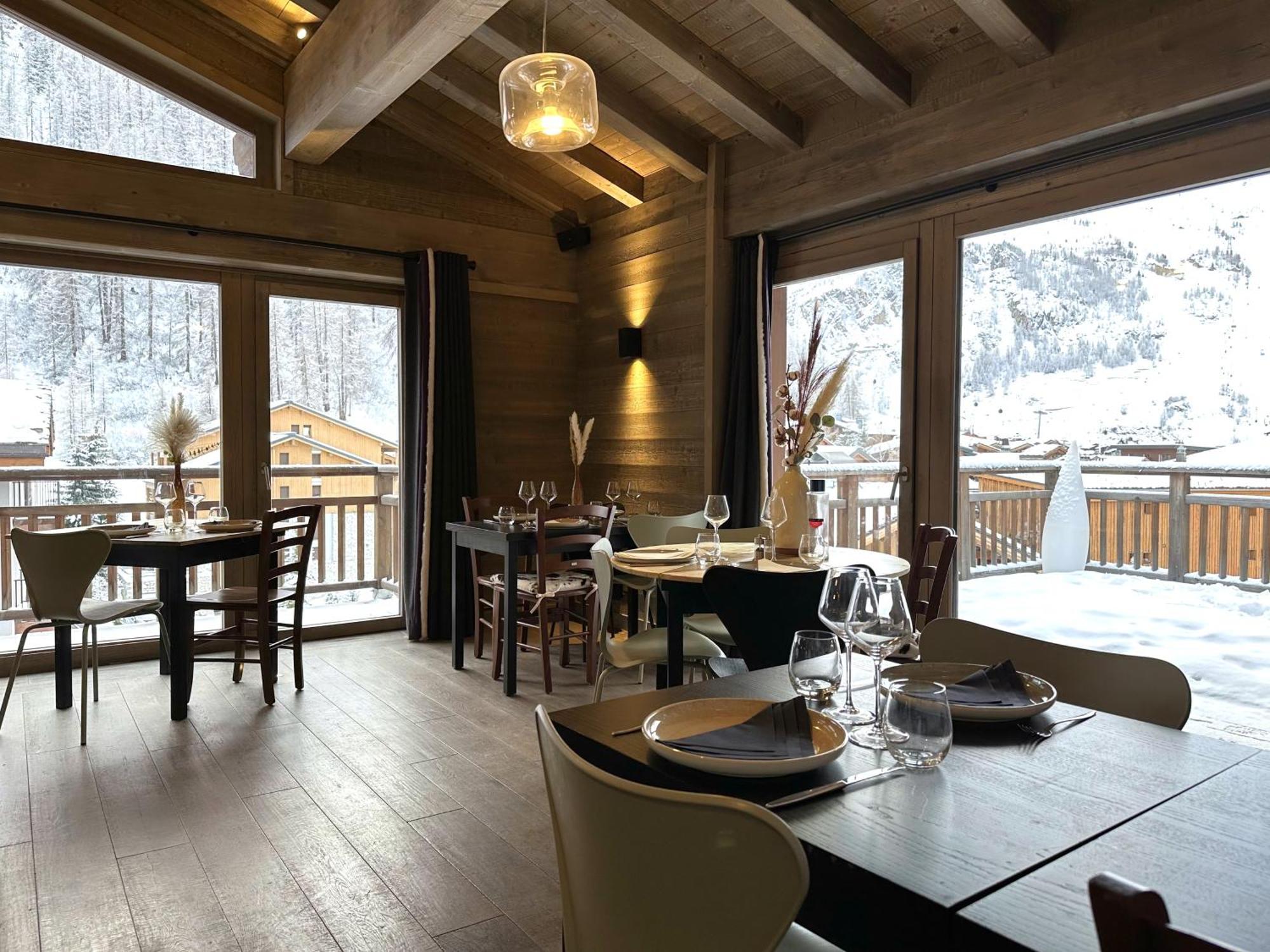 Victoria Lodge, Friendly Hotel Val-dʼIsère المظهر الخارجي الصورة